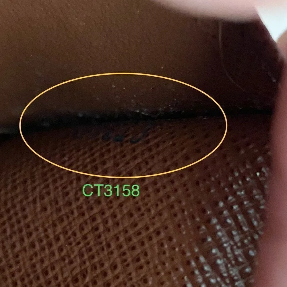 Louis Vuitton Monogram 6 Ring Key Case - Picture 3 of 12